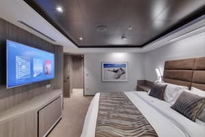 MSC Cruises MSC Seaview Accommodation MSC Yacht Club Royal Suite 2.jpg